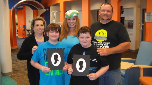 Fathers Day at Texas Childrens Hospital for The Arts in Medicine Program 11 510x286 The Arts in Medicine Program at Texas Childrens Hospital with the Holly Rose Ribbon Foundation